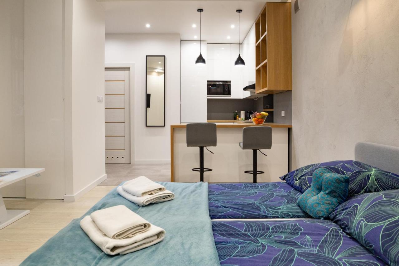 Apartamento Shy But Shining! Lovely, Stylish & Fully Equipped. Cracovia Exterior foto